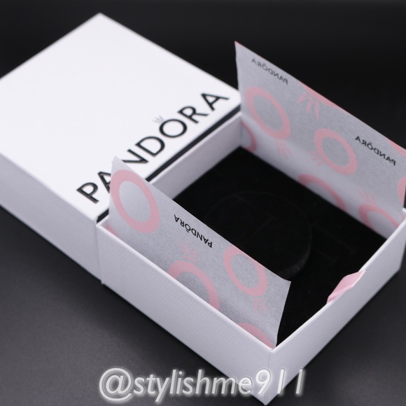 New Pandora Bracelet Gift Box - Picture 4 of 8